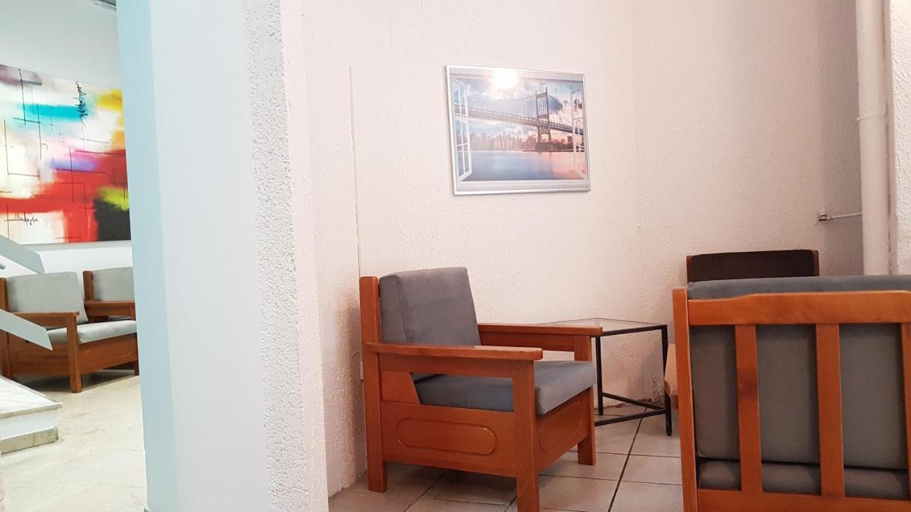 Palette Apartment Carmine - Athens Center, 6 Bd, 3 Bath Atenas Exterior foto